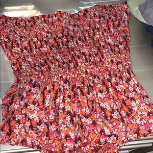 Floral strapless blouse